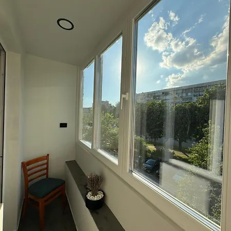 Avliga Designer Appartement
